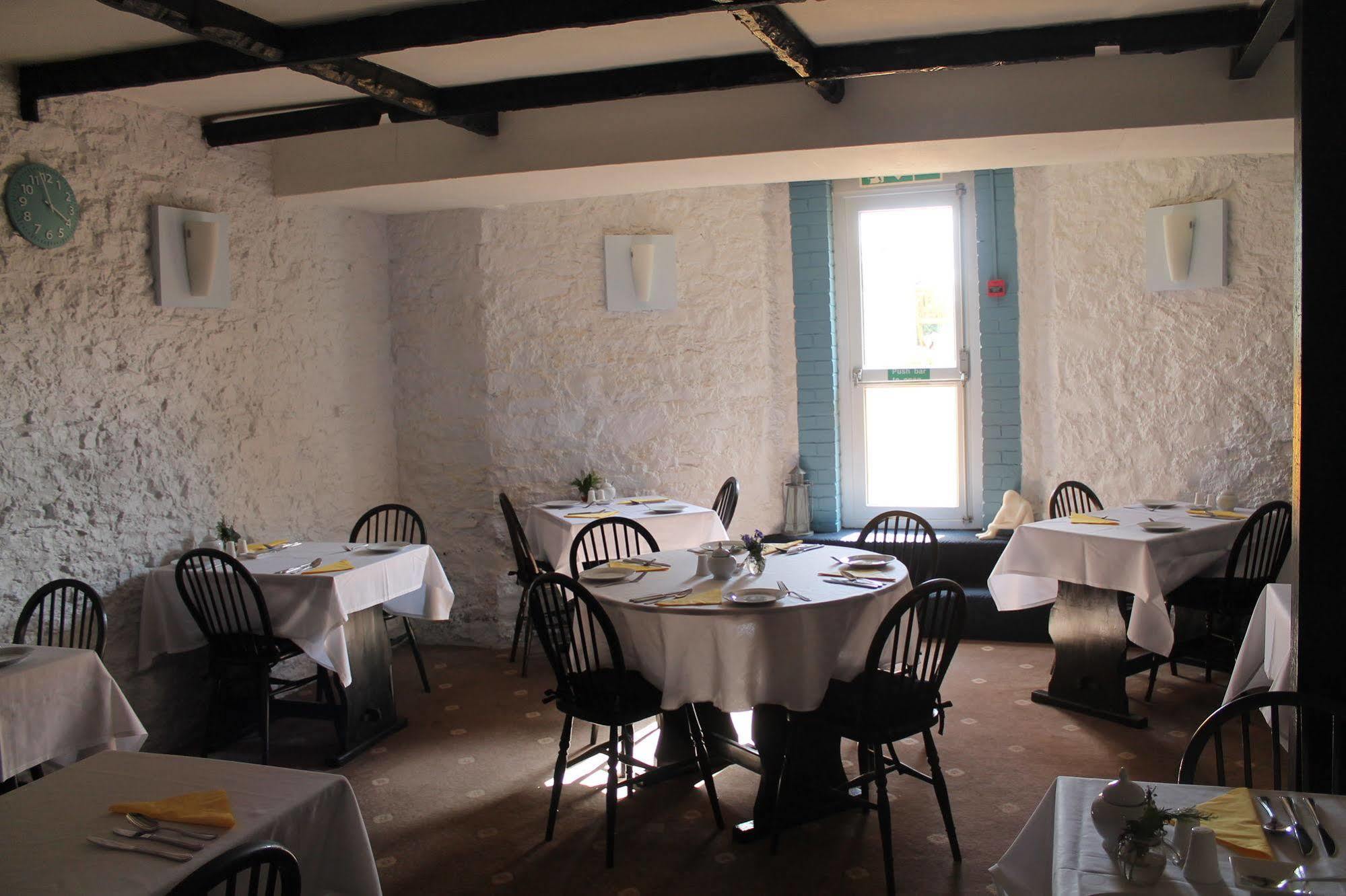 Heathcliff House B&B Exclusively For Adults Free Large Carpark 토키 외부 사진