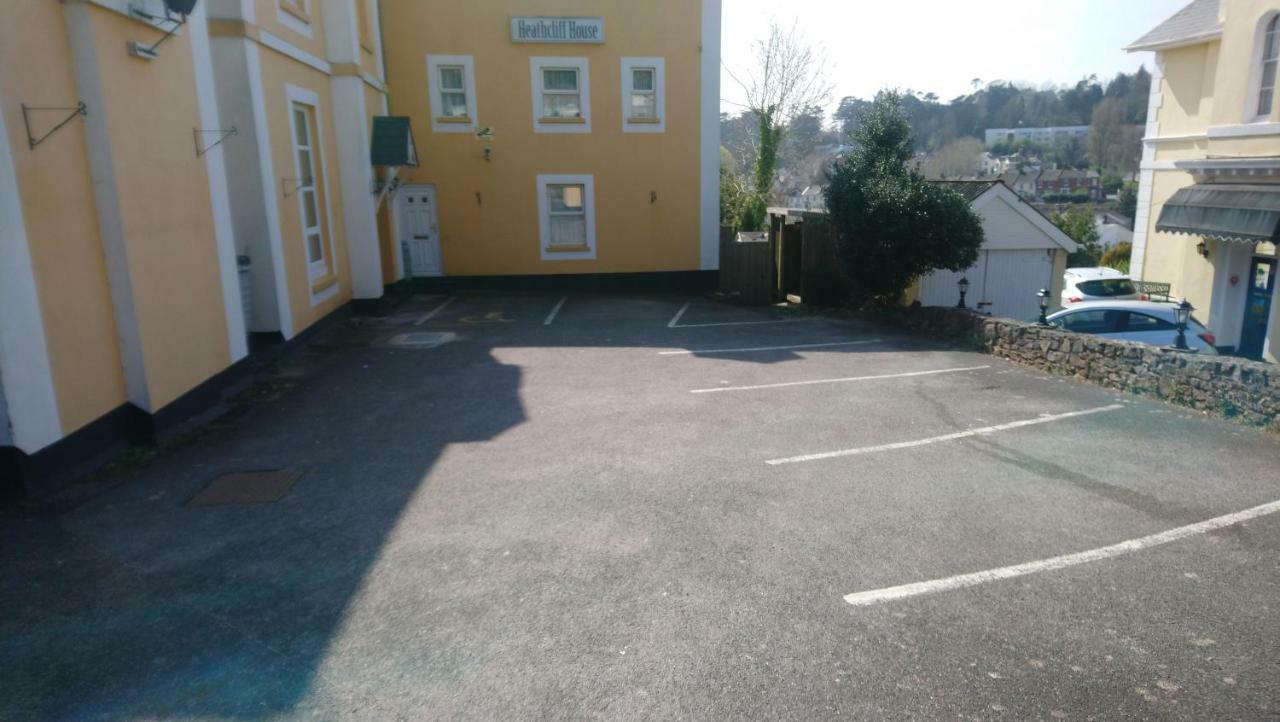 Heathcliff House B&B Exclusively For Adults Free Large Carpark 토키 외부 사진